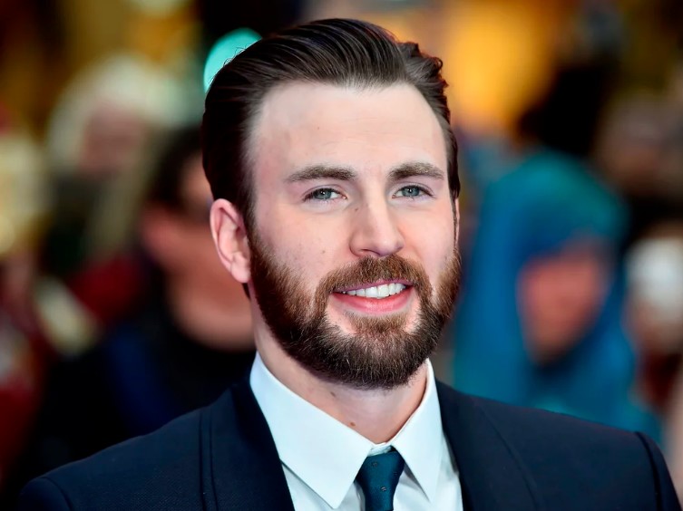 Chris Evans, el hombre más sexy de 2022 según la revista People