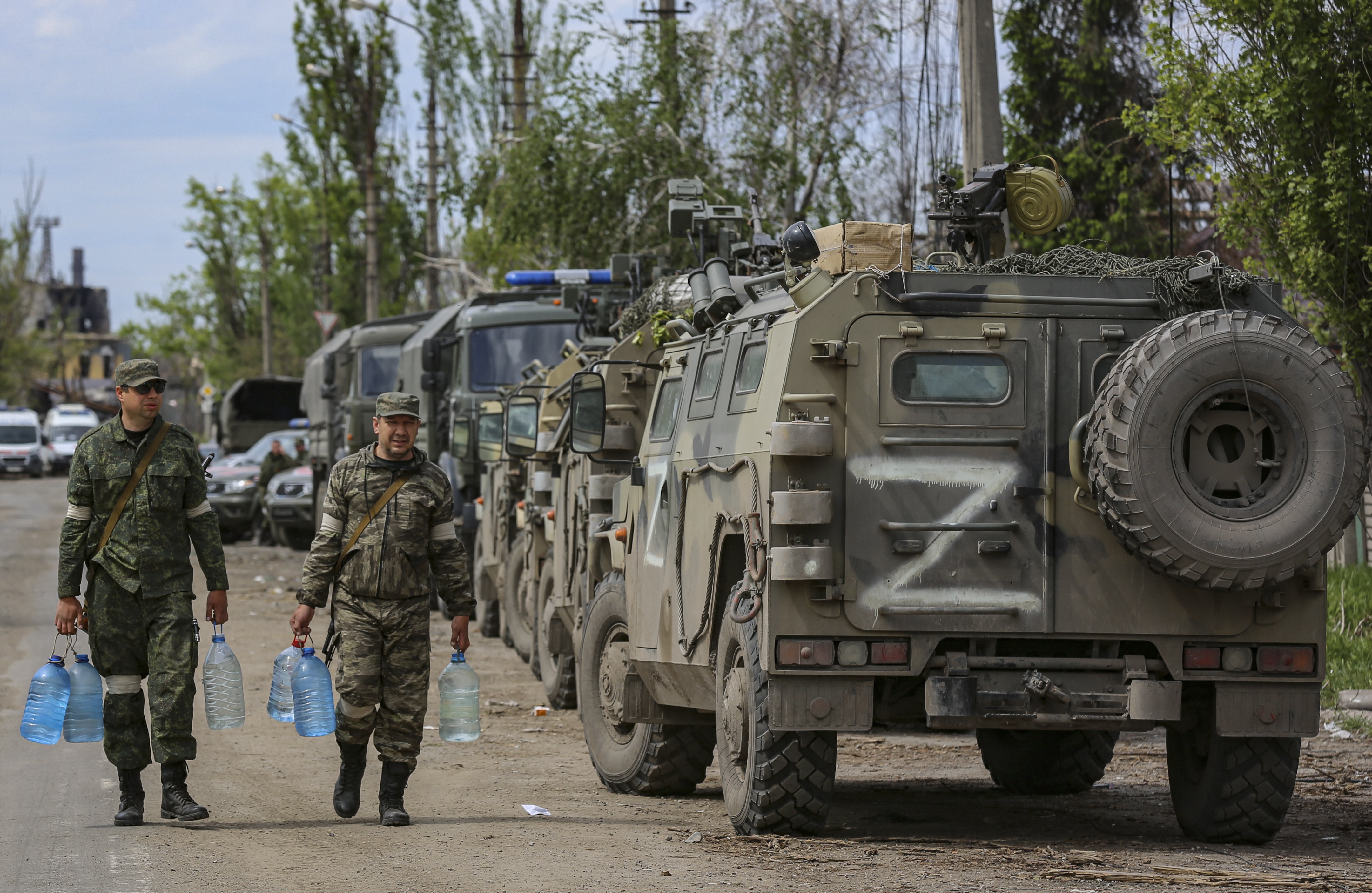 Ante escasez de equipos y suministros, Rusia llena de gente el frente de batalla, avisa Ucrania