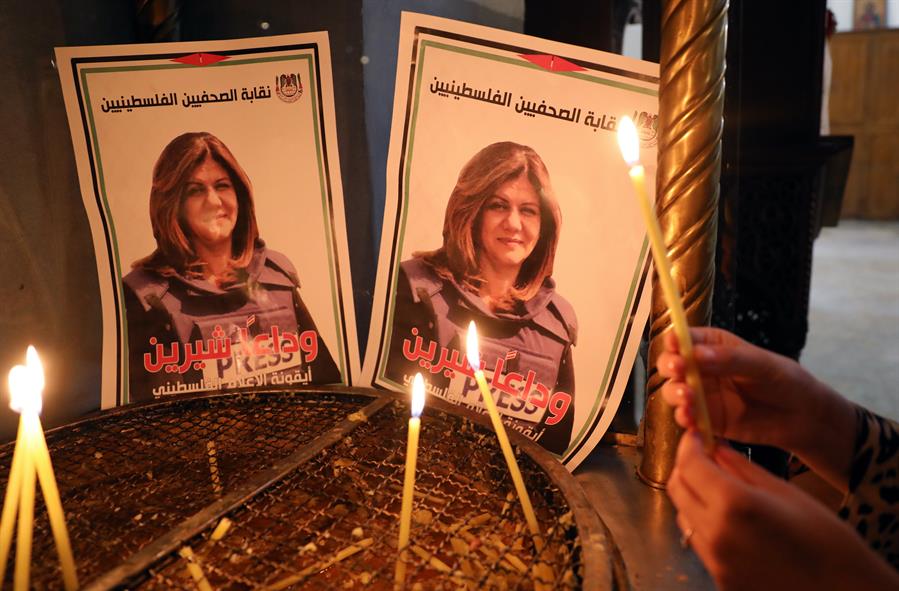EEUU dice que fuerzas israelíes “probablemente” dispararon a la periodista Shireen Abu Akleh fallecida