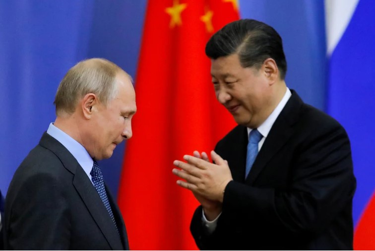 Putin y Xi Jinping intercambian piropos y compiten a ver quién es más comunista