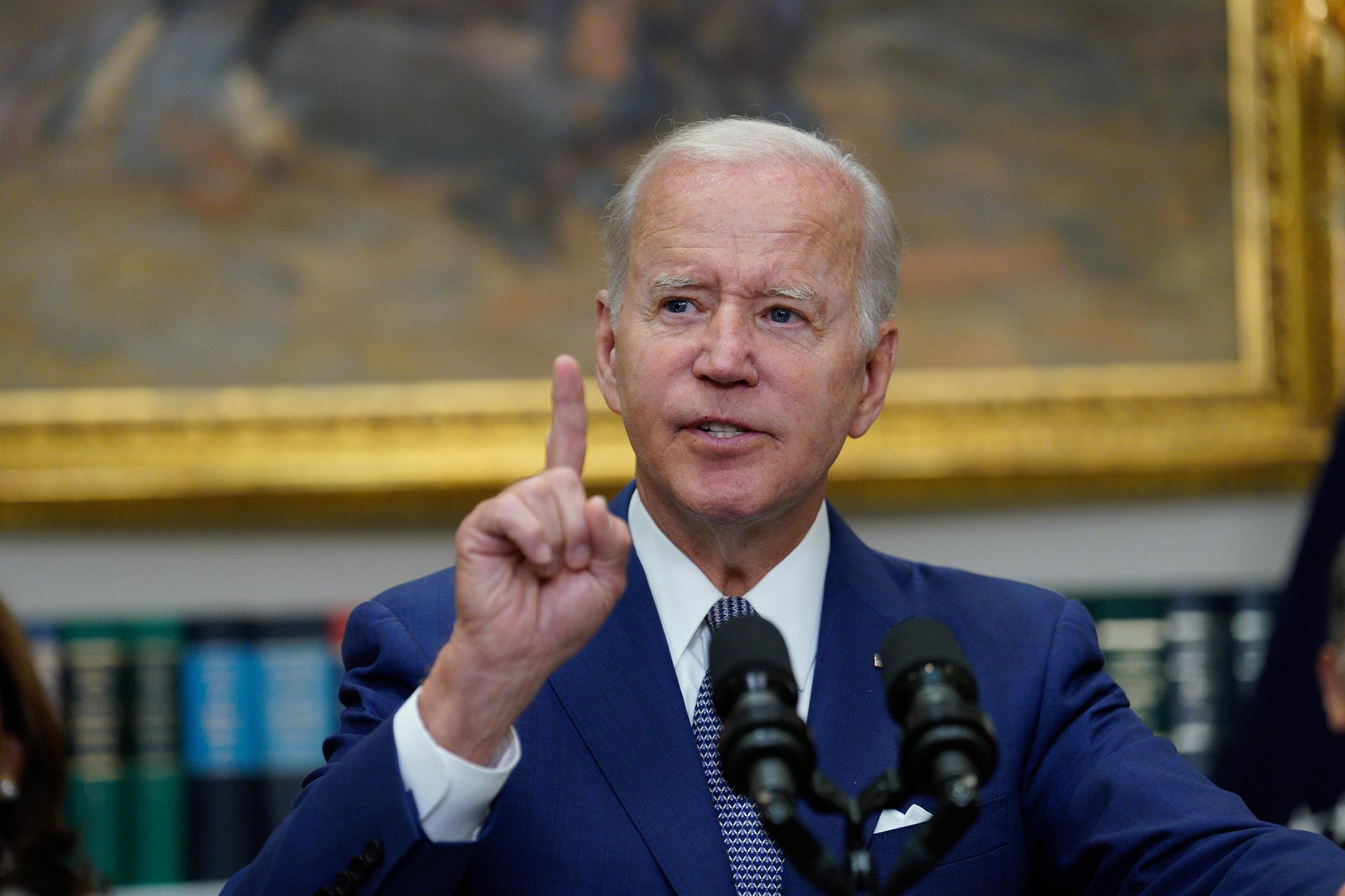 Joe Biden expresó sus condolencias a Fumio Kishida por el asesinato de Shinzo Abe