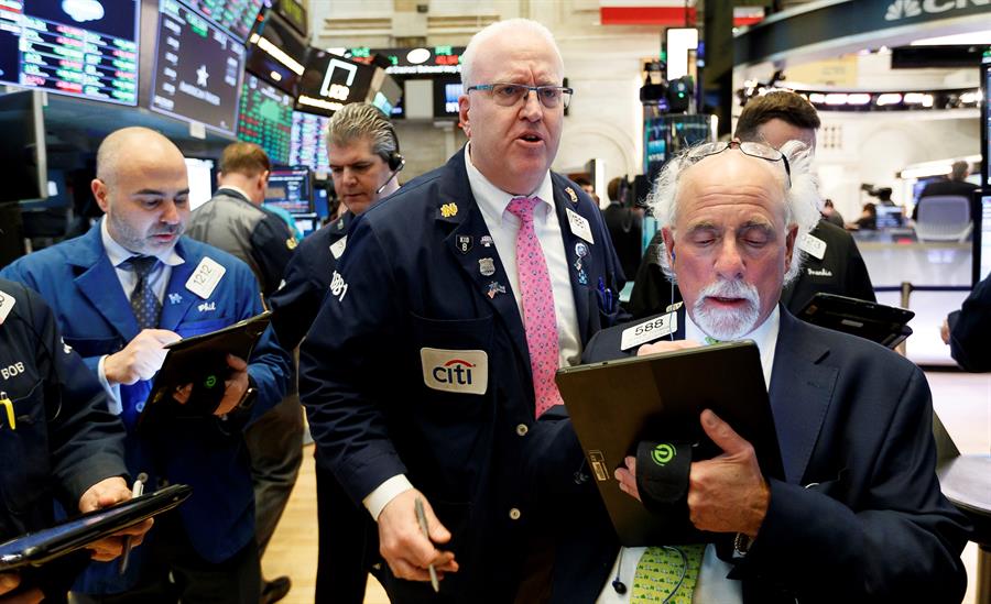 Wall Street abre en negativo y el Dow Jones baja un 0,14 %