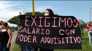 Trabajadores públicos marcharon indignados en Valencia: “Tenemos el estómago pegado al espinazo”