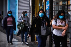 El uso de la mascarilla deja de ser obligatorio en Argentina