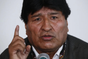 Abogado presenta demanda para anular veto de ingreso de Evo Morales a Perú