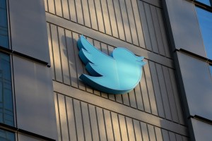 Twitter cierra su oficina en Bruselas y genera temor en la Unión Europea