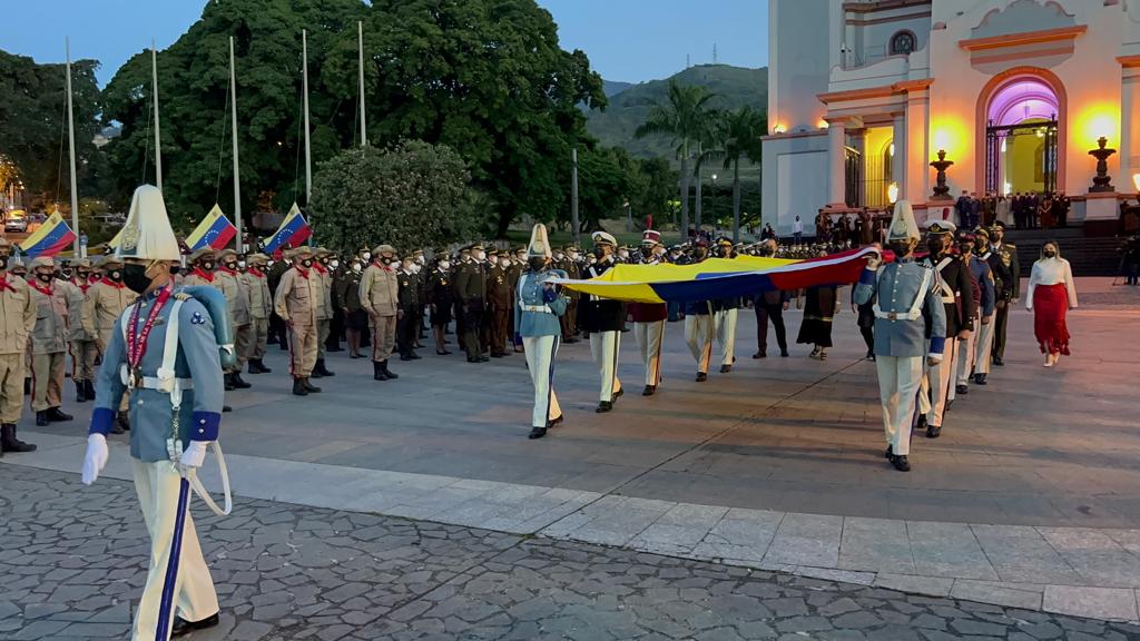 Con izada de la Bandera comenzaron actos conmemorativos del “Día de la Resistencia Indígena” #12Oct