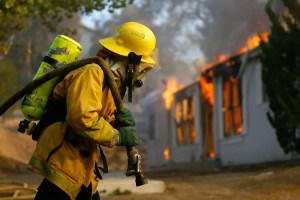“Todos en estado de shock”: El devastador incendio en Wisconsin que acabó con la vida de siete personas