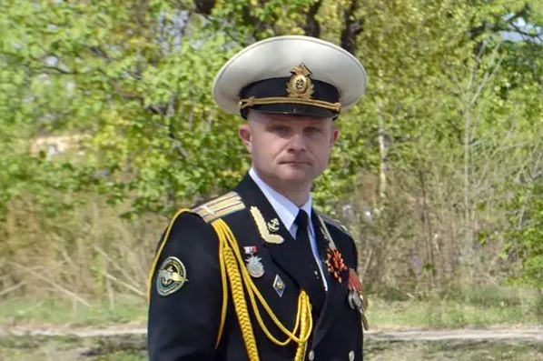 Las extrañas muertes no cesan en Rusia: apareció ahorcado un coronel responsable del reclutamiento ordenado por Putin