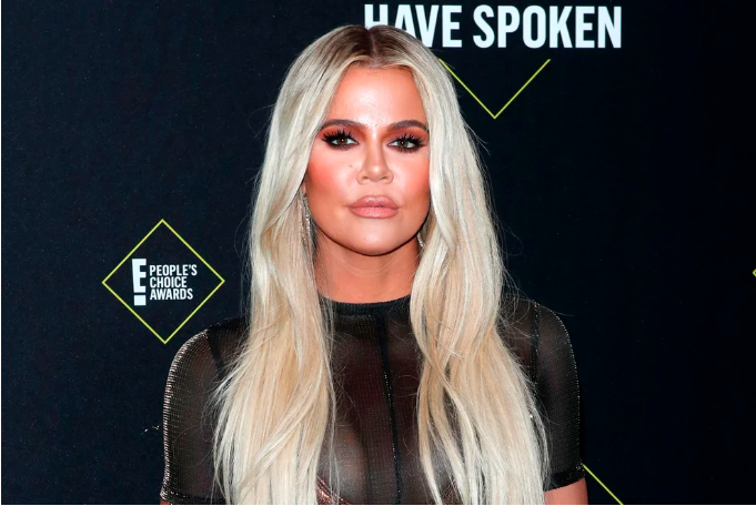 Khloe Kardashian reveló que le extirparon un tumor de la cara