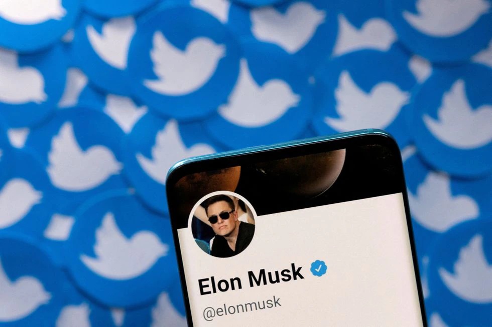 Los discursos de odio se disparan en Twitter con Elon Musk, según expertos