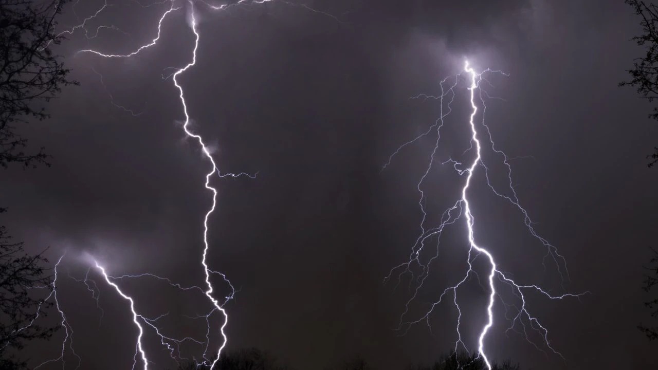 Así es la tormenta tropical Nicole que se dirige a Florida