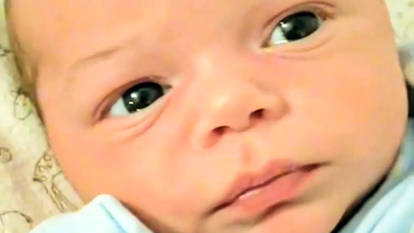 “Esto es increíble”: Bebé cambia de color de ojos según su emoción y su familia revolucionó TikTok (VIDEO)