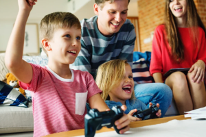 Videojuegos pueden generar vínculos familiares, según estudios