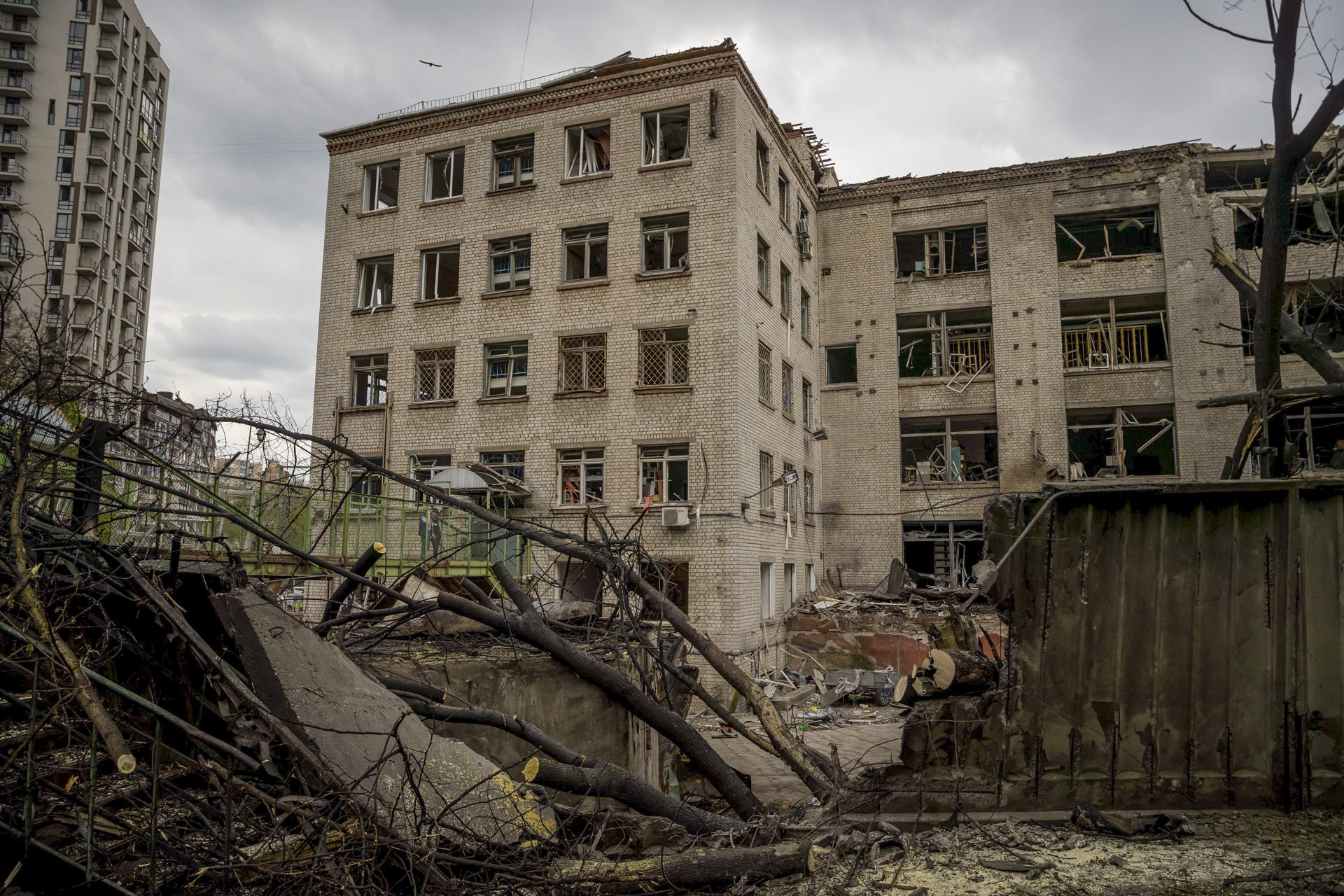 Ataques rusos con misiles deja sin luz al 90% de la ciudad ucraniana de Leópolis
