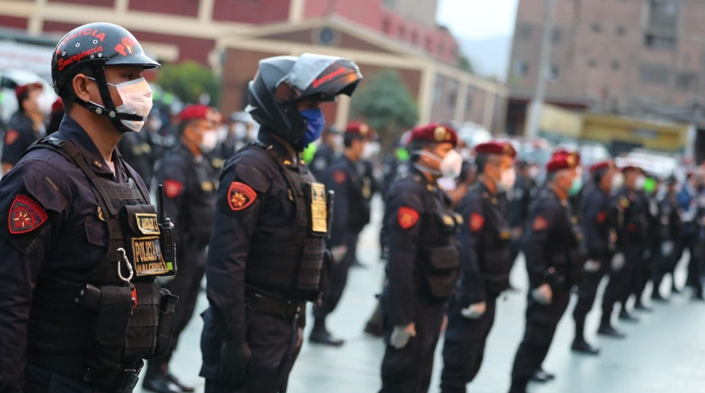 Altos mandos de la Policía Nacional de Perú respaldan al Congreso