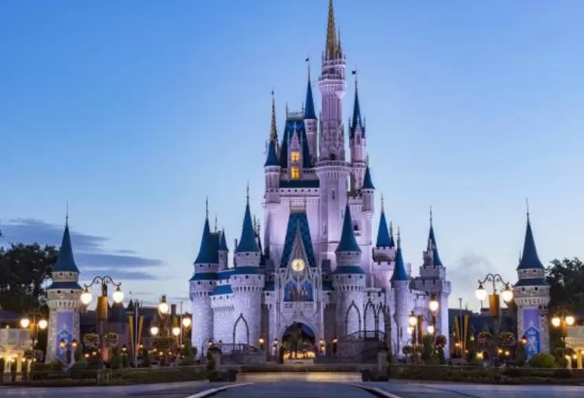 Congreso de Florida aprobó que DeSantis elija supervisores en distrito de Disney