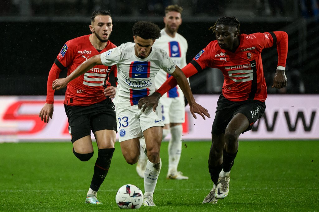 PSG se estrelló con cómica en Rennes y avivó la Ligue 1