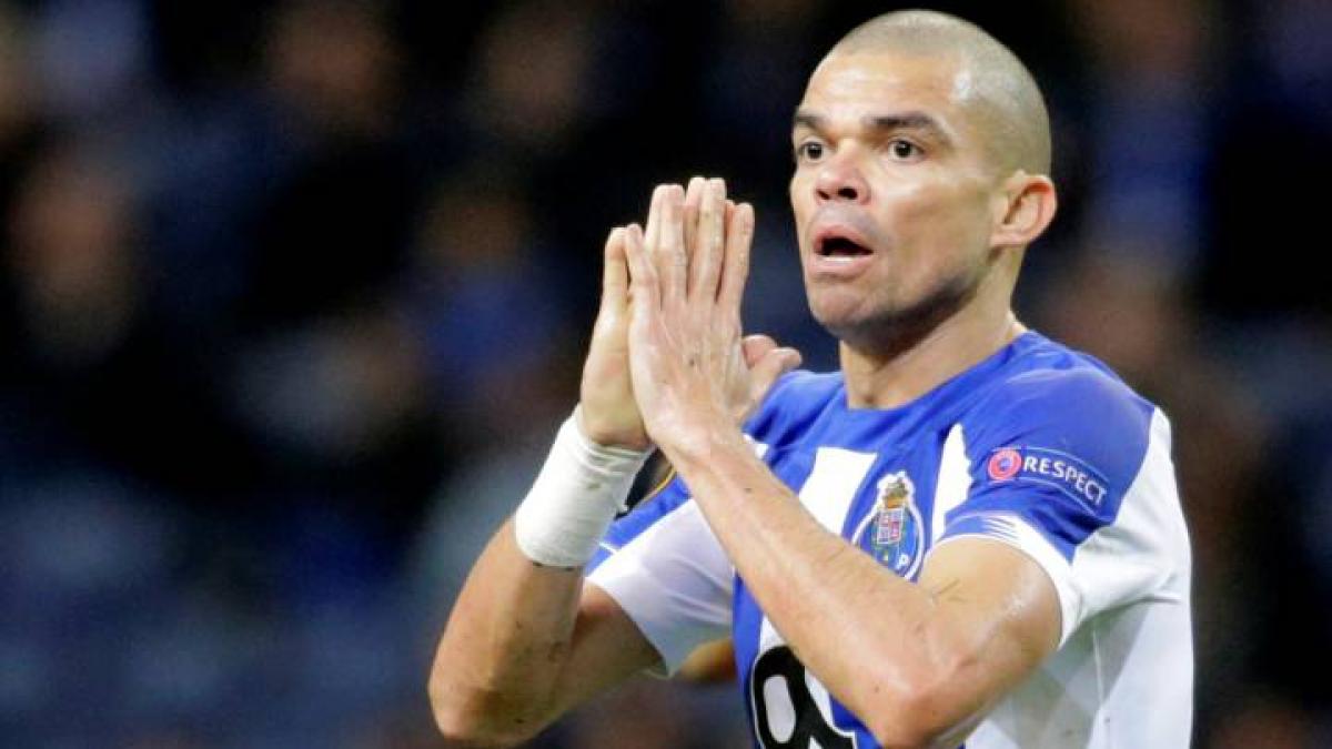 Entrenador del Oporto aclaró los rumores sobre el traslado del veterano central Pepe al Al Nassr