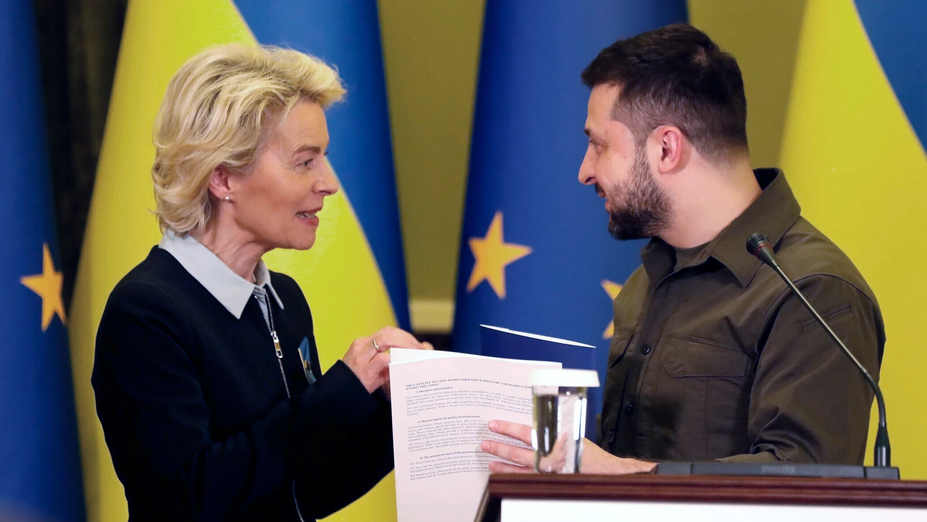 La UE abrirá negociaciones de adhesión con Ucrania y Moldavia