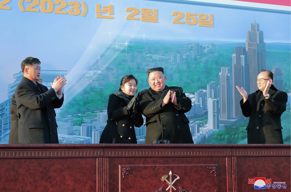 Kim Jong-un vuelve a aparecer en público acompañado de su hija: ¿Será su sucesora?