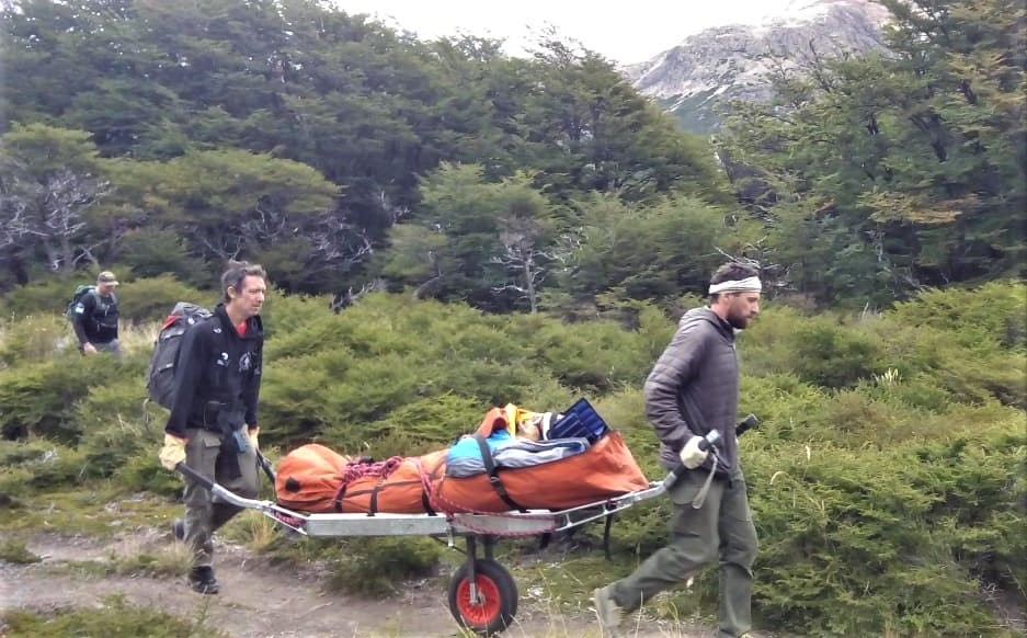 Turista uruguaya que perdió conocimiento escalando es rescatada en Argentina