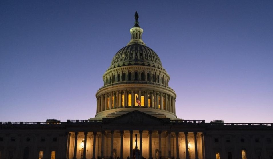 Nueva comisión de la Cámara de Representantes de EEUU se centra en competencia estratégica con China (Video)