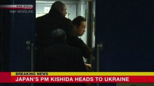 EN VIDEO: primer ministro japonés llega de sorpresa a Kiev para reunirse con Zelenski