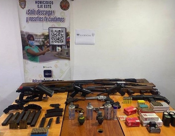 Ametralladoras, escopetas, granadas y más: El mega arsenal que incautaron en Los Palos Grandes