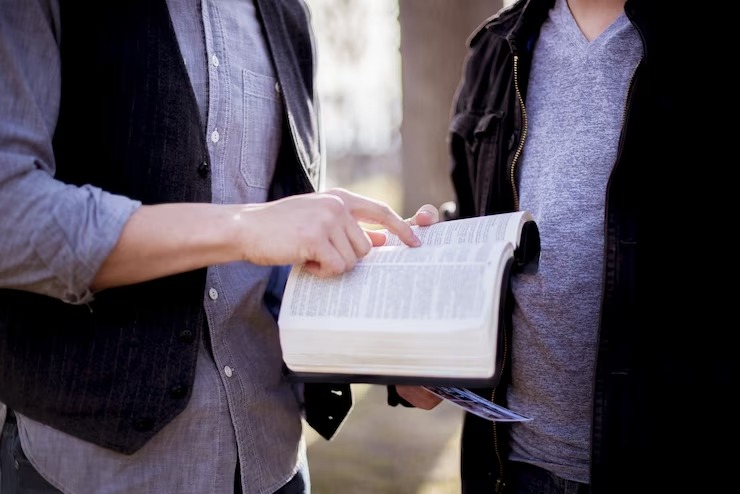 “Esto debe de parar”: La difícil situación que vivió una mujer al renunciar a los Testigos de Jehová (VIDEO)