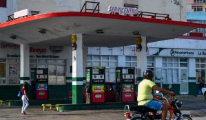 “Infernal” crisis de gasolina perdura y trastorna la vida cotidiana en Cuba