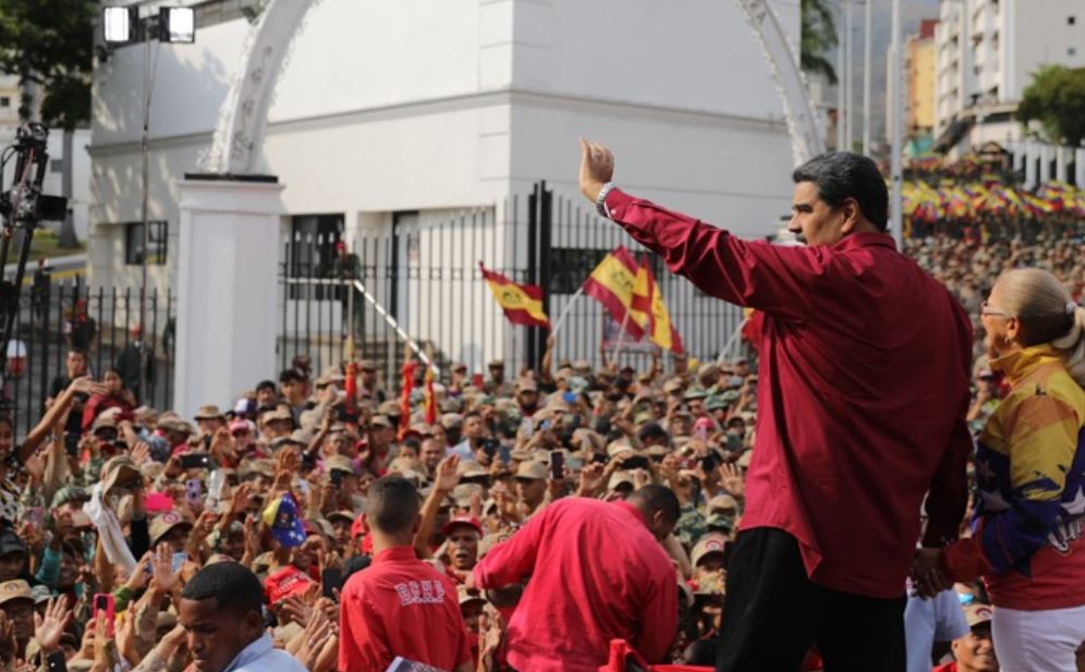Maduro vociferó que castigará a todos los que lo han “apuñalado por la espalda”
