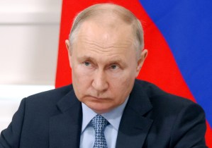 “Ustedes evitaron una guerra civil”: Putin condecoró a militares que actuaron contra rebelión del Grupo Wagner