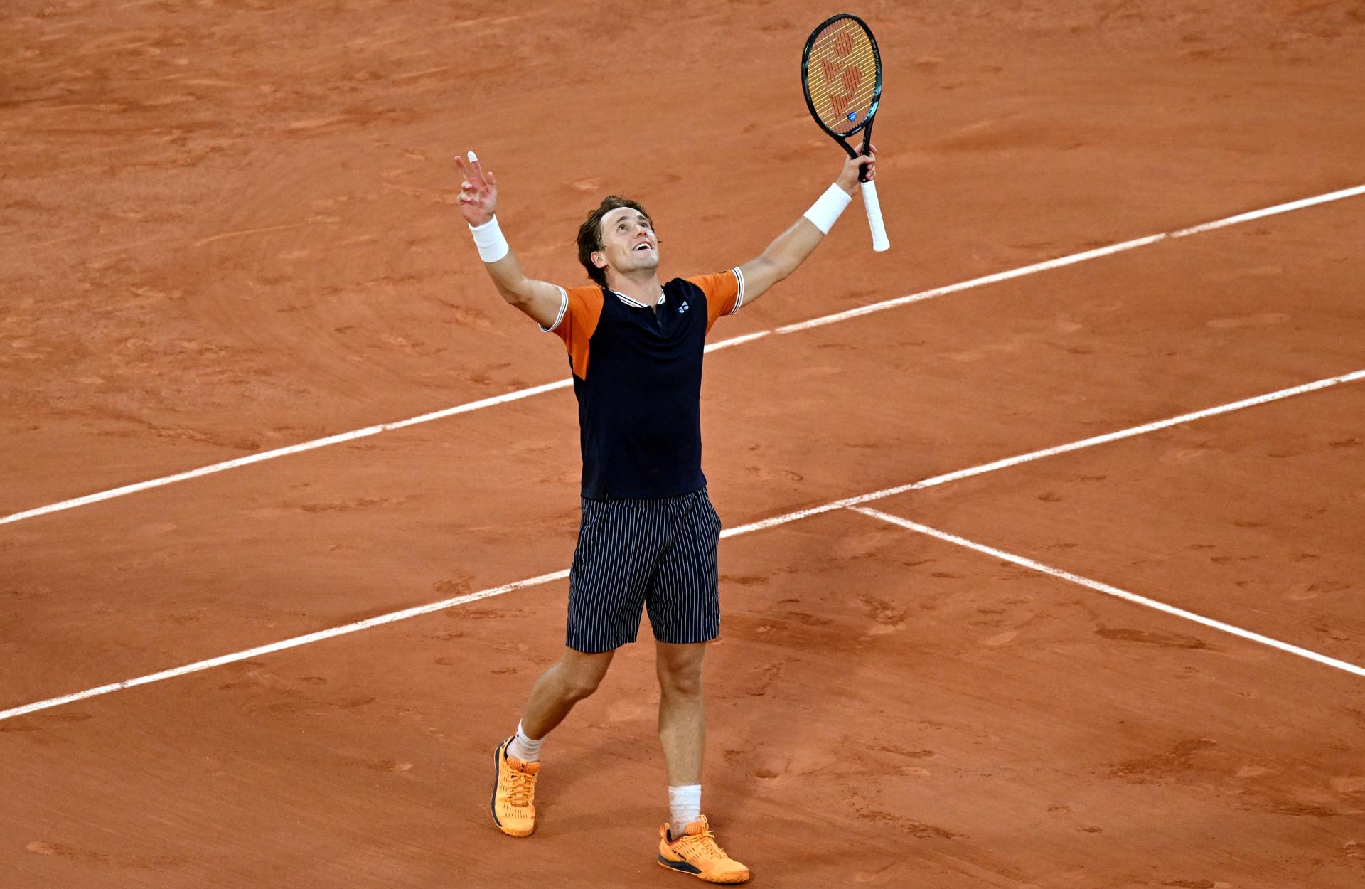 Ruud aplastó a Zverev y jugará ante Djokovic su segunda final de Roland Garros