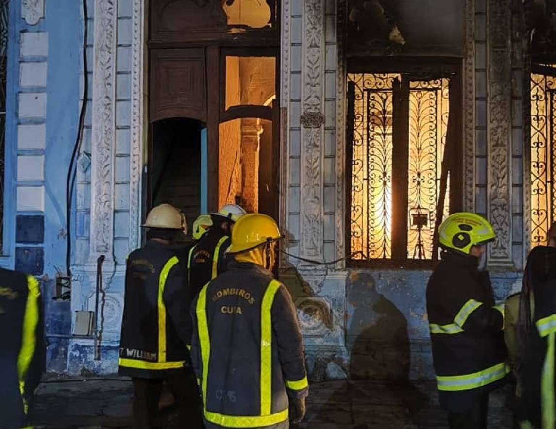 Mueren siete personas tras incendio de una casa en La Habana