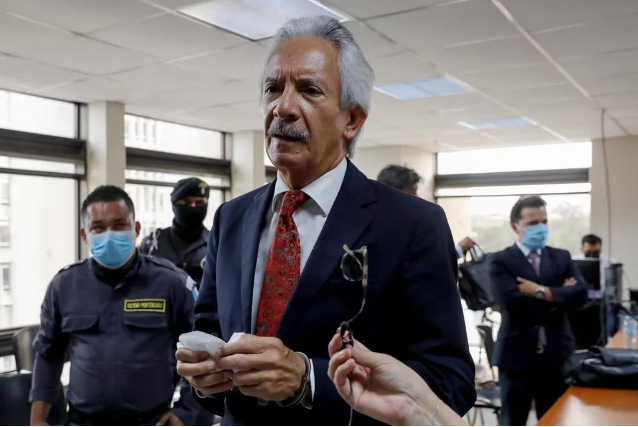 Tras polémico juicio condenaron a fundador de “El Periódico”, diario crítico del gobierno en Guatemala