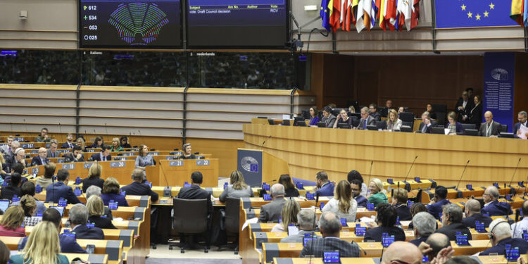 Eurodiputados rechazan posible inhabilitación a María Corina Machado y piden sanciones contra el chavismo si sabotea la primaria