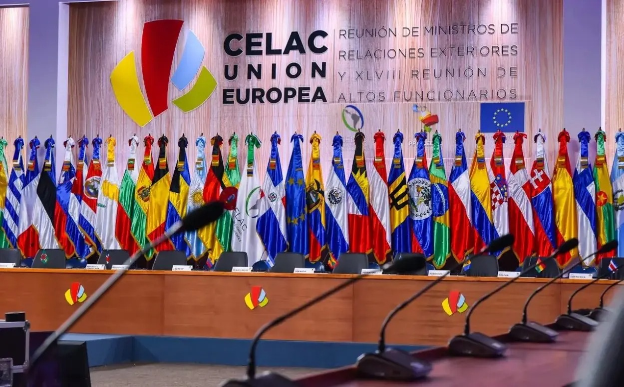 Ucrania califica de “positiva” la declaración final de la cumbre Unión Europea-Celac