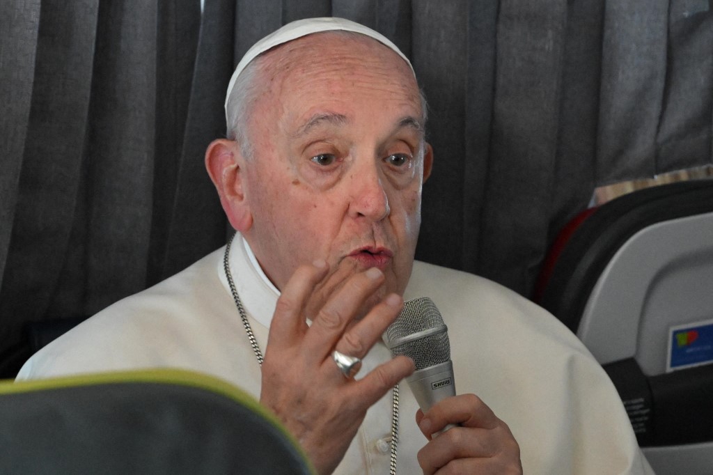 Papa Francisco dijo que la iglesia católica está abierta a todos, también a los homosexuales
