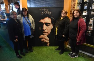 El lado desconocido de Maradona contado por sus hermanas