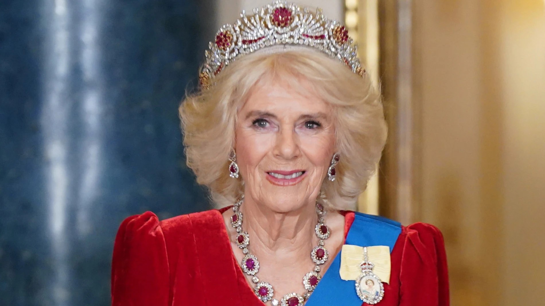 Nuevo revés de salud para la familia real británica: Camilla no levanta cabeza