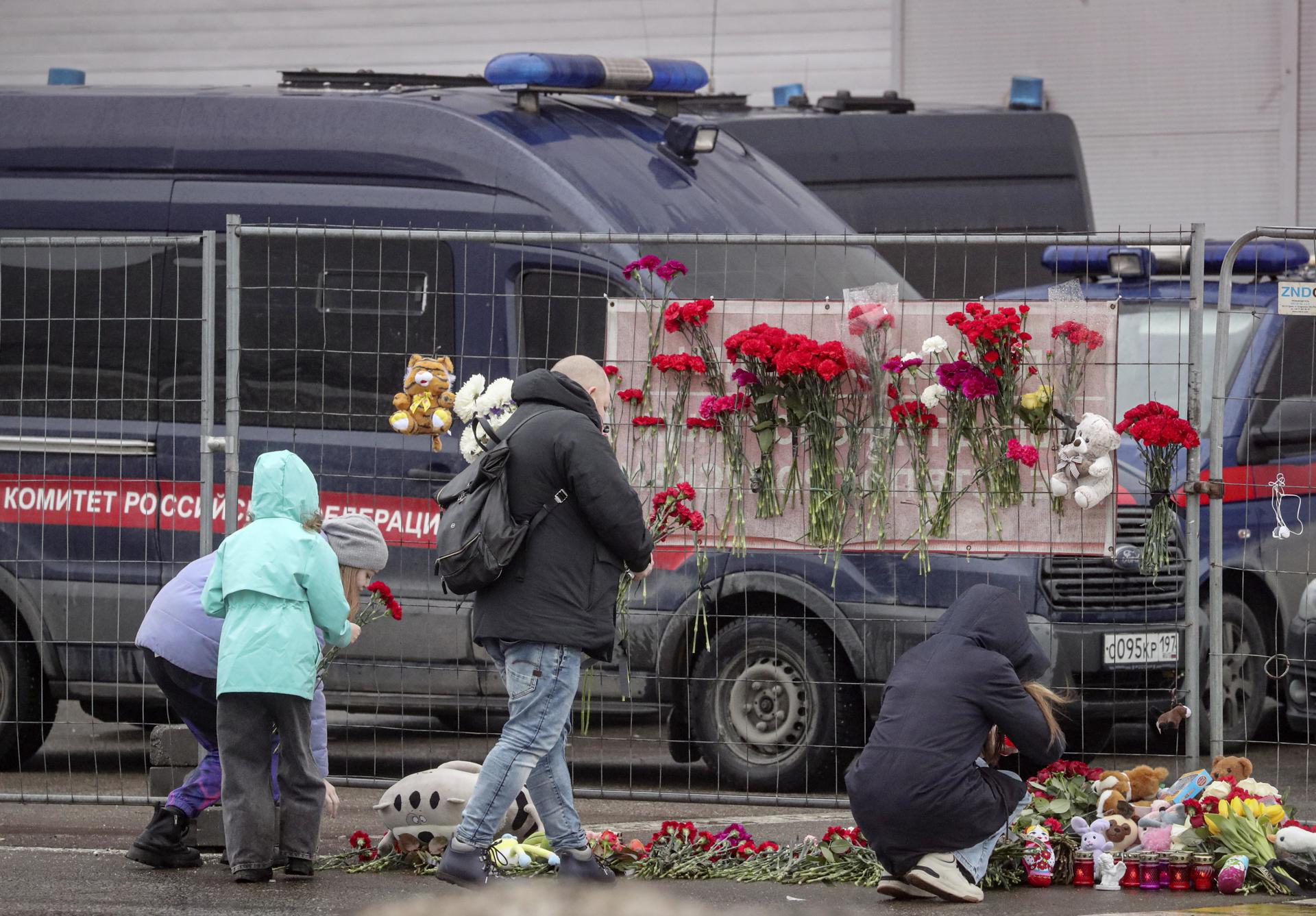 Ascienden a 143 los muertos por la masacre terrorista del Estado Islámico en Moscú