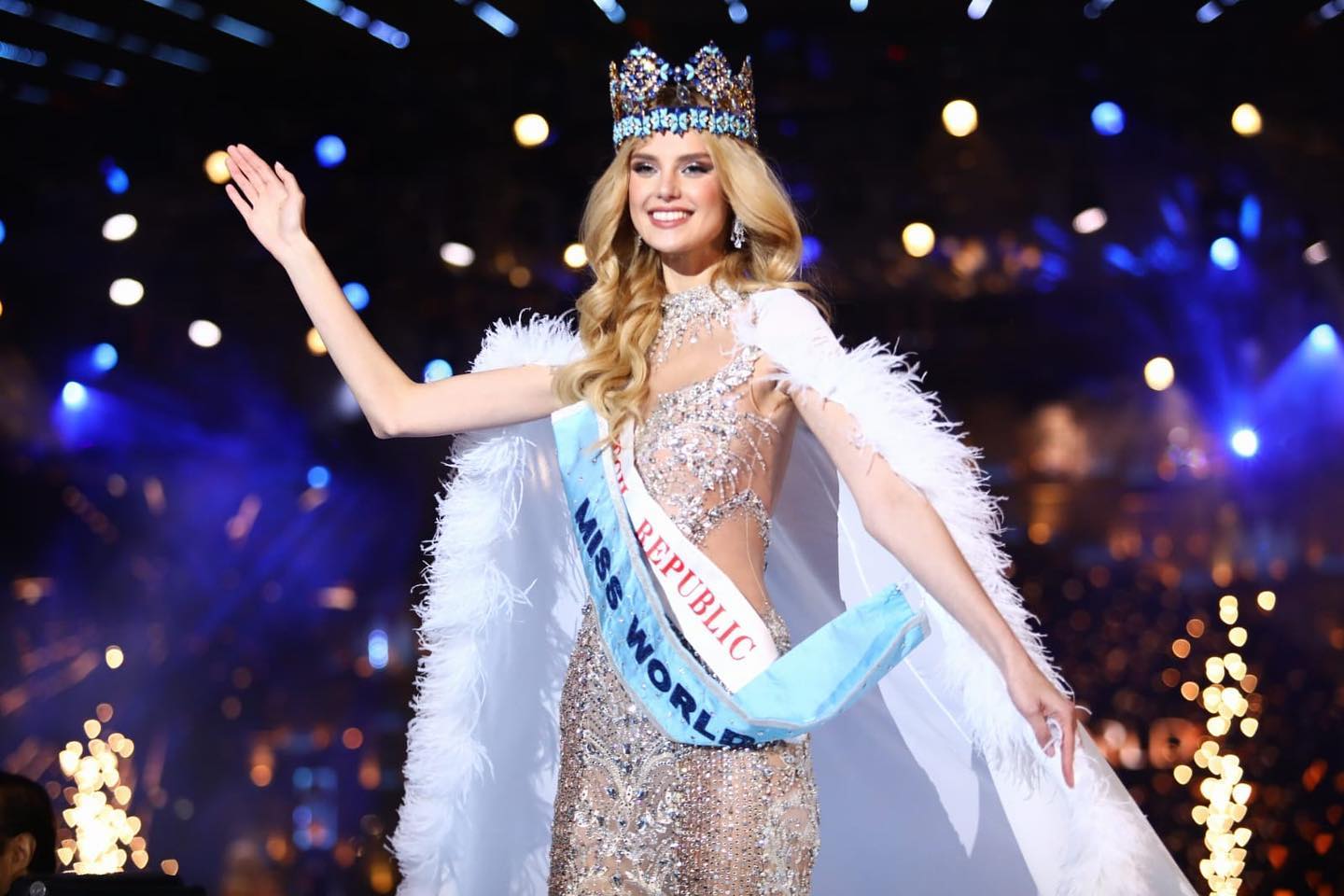 La checa Krystyna Pyszková es coronada Miss Mundo 2024 en el certamen de la India