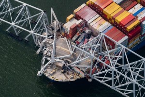 Colapso del puerto de Baltimore podría provocar atascos de tráfico y mayores precios de envío