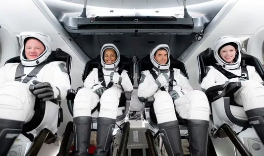 Estudio reveló cómo tres días en el espacio cambiaron el cuerpo y la mente de cuatro astronautas