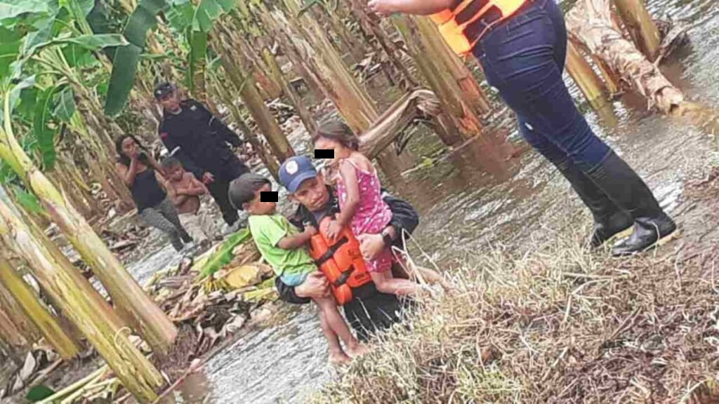 Rescataron a cuatro niños wayúu arrastrados por el río Quintanillo en Zulia