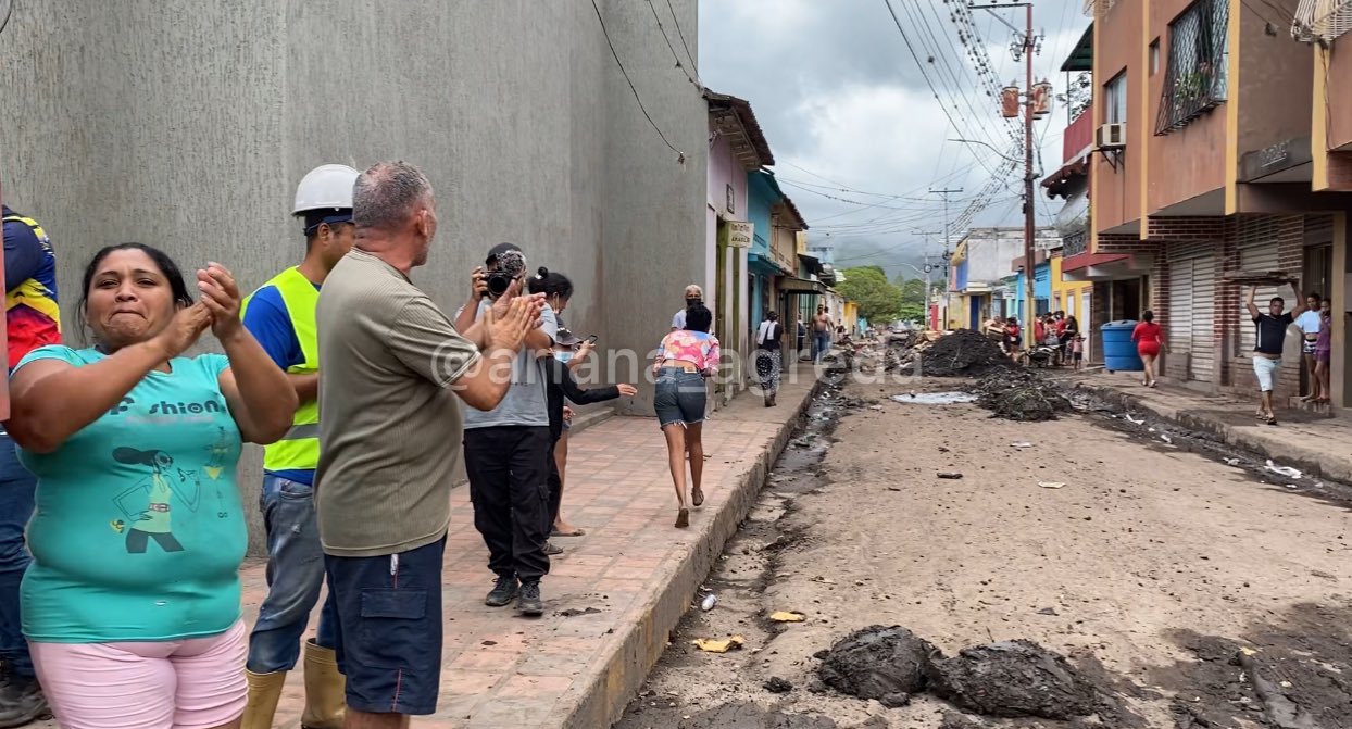 IMÁGENES: habitantes de Cumanacoa clamaron por agua y urgente atención del Estado