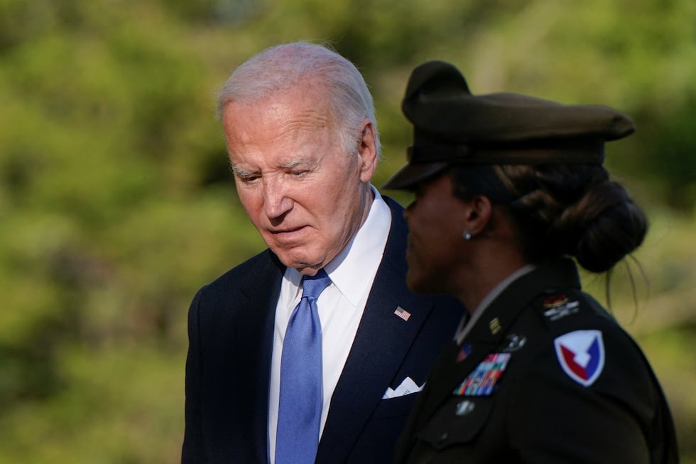 La desesperada campaña de Biden para convencer a los suyos de que debe continuar