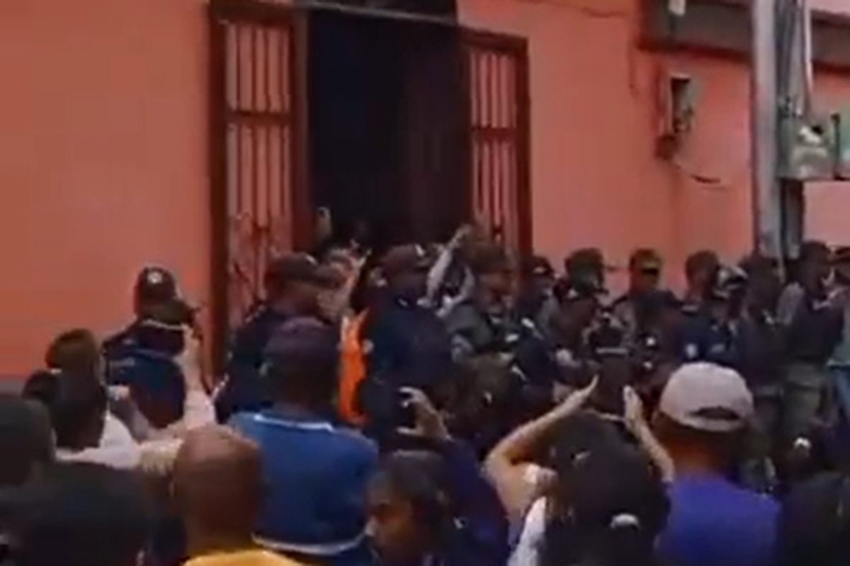 Golpe chavista: expulsaron a legítimo alcalde en Guárico que se negó a respaldar a Maduro (VIDEO)